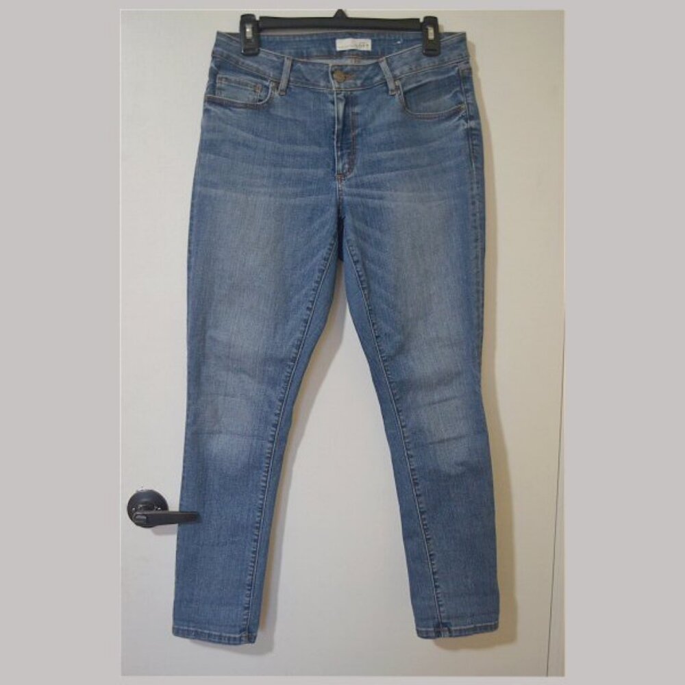 Light Wash Curvy Skinny Crop Size 8